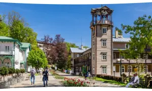 Kto jedzie do sanatorium Iwonicz-Zdrój? Poznaj innych kuracjuszy