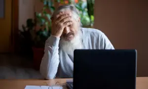 Ile z emerytury może zabrać komornik? Sprawdź, by uniknąć strat