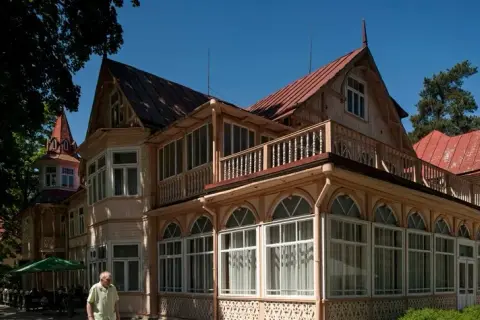 Sanatorium z NFZ: Kto może skorzystać i na jakich zasadach?