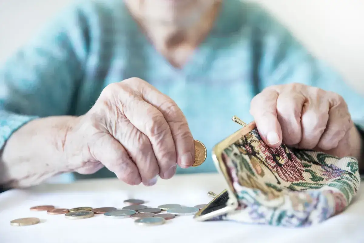 Zdjęcie Kiedy wypłacana jest 13 emerytura? Sprawdź terminy i zmiany w 2025 roku