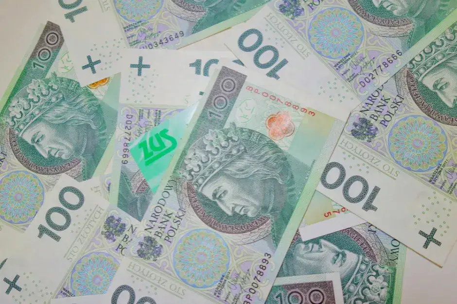 Zdjęcie 14. emerytura: Kto może otrzymać dodatkowe świadczenie i na jakich zasadach?