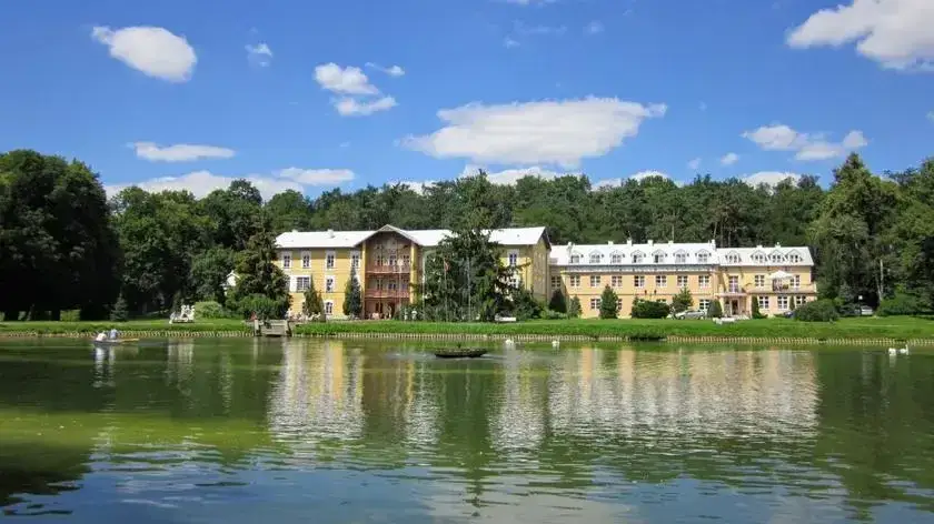 Zdjęcie Sanatorium z NFZ dla emeryta: Prosty sposób na bezpłatny wypoczynek zdrowotny