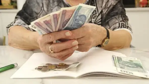 Czy praca na emeryturze zwiększa emeryturę? Fakty i mity